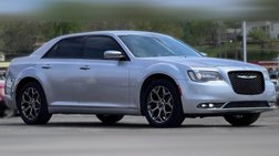 2016 Chrysler 300 S
