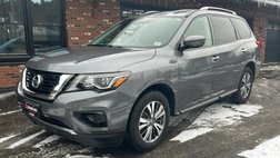 2020 Nissan Pathfinder S