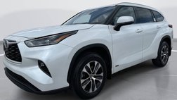 2022 Toyota Highlander Hybrid XLE