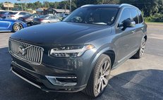 2022 Volvo XC90 T6 Inscription 6-Passenger