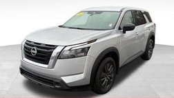 2024 Nissan Pathfinder S