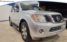 2011 Nissan Pathfinder Silver Edition