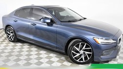2020 Volvo S60 T6 Momentum