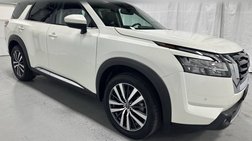2022 Nissan Pathfinder Platinum
