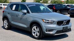 2022 Volvo XC40 T5 Momentum