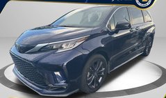 2022 Toyota Sienna XSE 7-Passenger