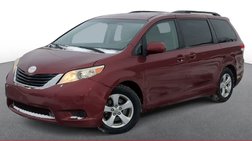 2012 Toyota Sienna LE 7-Passenger