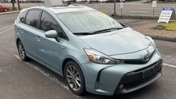 2015 Toyota Prius v Five