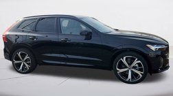 2025 Volvo XC60 B5 Ultra Dark Theme