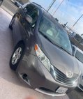 2012 Toyota Sienna LE 7-Passenger