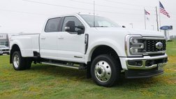 2025 Ford F-450 Super Duty Lariat