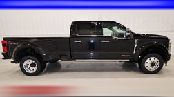2026 Ford F-450 Super Duty Platinum