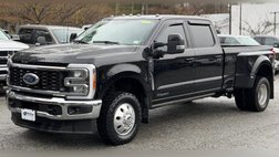 2023 Ford Super Duty F-350 Lariat