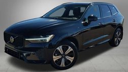 2025 Volvo XC60 T8 Core Dark Theme