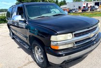 2001 Chevrolet Suburban Shield 1500