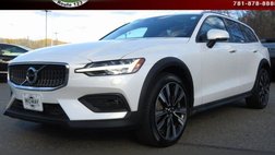 2022 Volvo V60 Cross Country T5