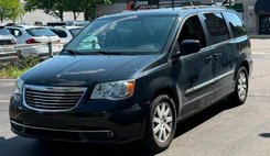 2016 Chrysler Town and Country Touring