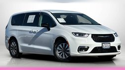 2024 Chrysler Pacifica Hybrid Select