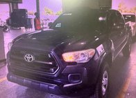 2016 Toyota Tacoma SR