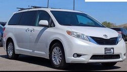 2017 Toyota Sienna XLE