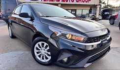 2022 Kia Forte FE
