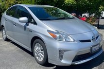 2012 Toyota Prius Plug-in Hybrid Base