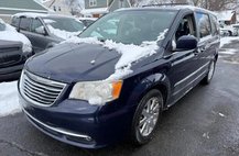 2014 Chrysler Town and Country Touring