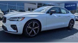2024 Volvo S60 B5 Plus Dark Theme