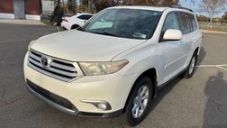 2011 Toyota Highlander SE