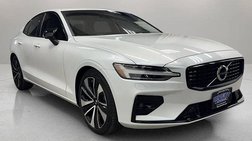 2022 Volvo S60 B5 Momentum