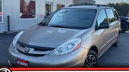 2008 Toyota Sienna LE Minivan 4D