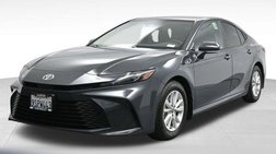 2025 Toyota Camry LE FWD