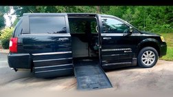 2014 Chrysler Town and Country 