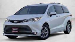 2023 Toyota Sienna Platinum 7-Passenger
