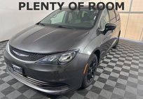 2020 Chrysler Voyager LX