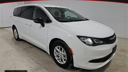 2024 Chrysler Voyager LX