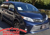 2019 Toyota Sienna 