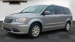 2016 Chrysler Town and Country Touring