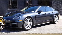 2017 Porsche Panamera 4