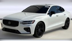 2023 Volvo S60 B5 Plus Black Edition