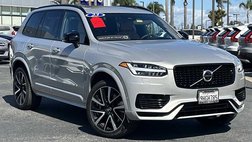 2023 Volvo XC90 Recharge T8 Ultimate Dark Theme