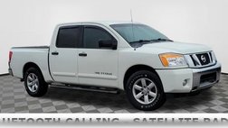 2013 Nissan Titan SV