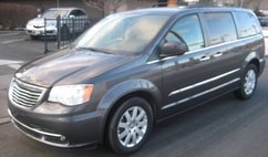 2016 Chrysler Town and Country Touring