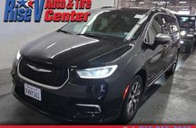 2023 Chrysler Pacifica Hybrid Pinnacle