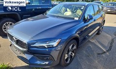 2021 Volvo V60 Cross Country T5
