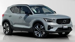 2024 Volvo XC40 B5 Plus Dark Theme