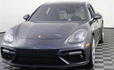 2017 Porsche Panamera Turbo