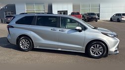 2023 Toyota Sienna XLE