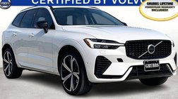 2023 Volvo XC60 Recharge T8 Ultimate Dark Theme