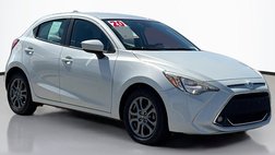 2020 Toyota Yaris Hatchback LE